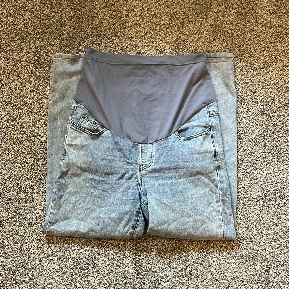 Maternity Denim Jeans with Gray Panel - Picture 2 of 4